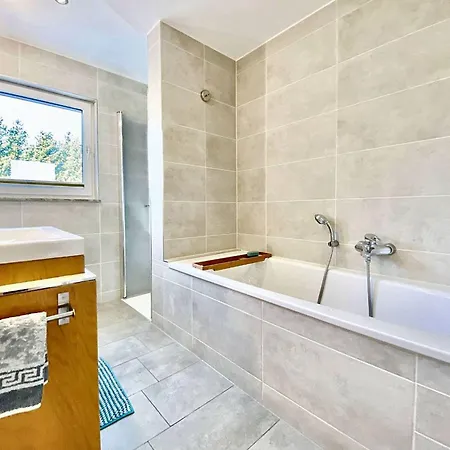 Avanzato إرفورت